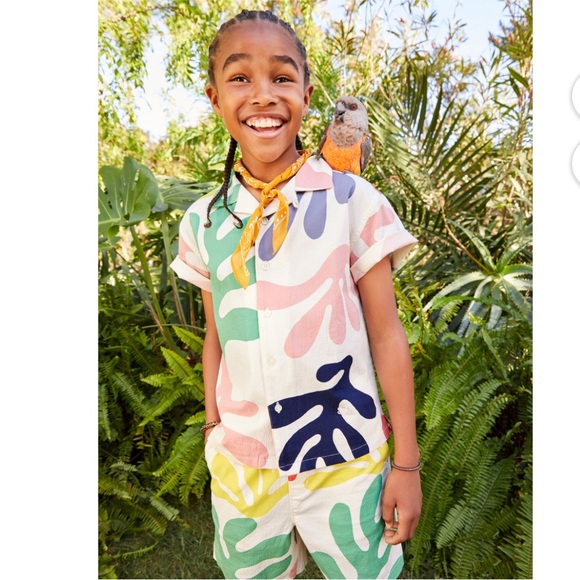 Free Assembly Boys Short Sleeve Print Seersucker Camp Shirt. - Picture 9 of 11